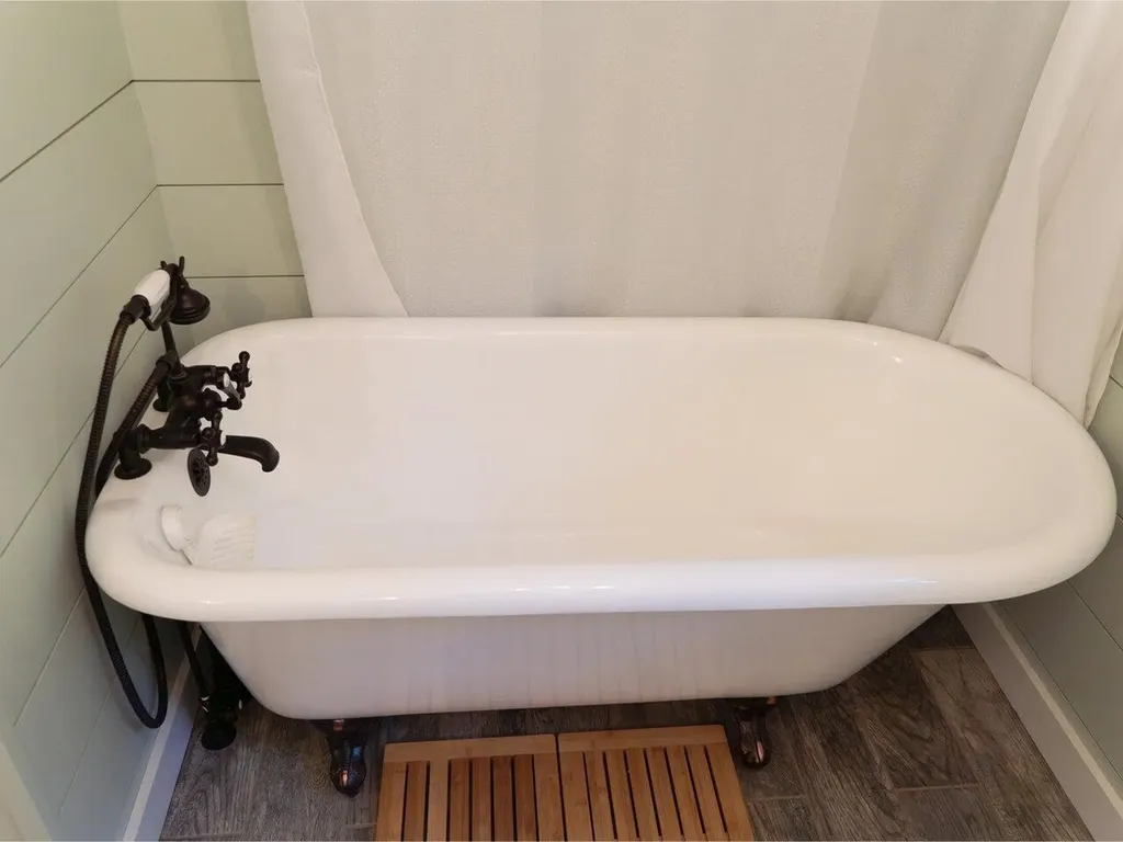 3585 Duxbury Road Bolton VT 05676