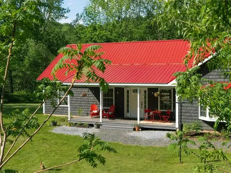 3585 Duxbury Road Bolton VT 05676