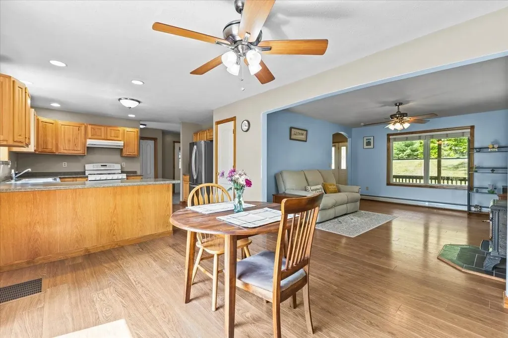 120 Forest Heights Sheldon VT 05483