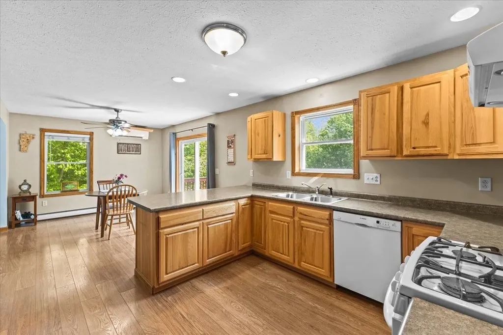 120 Forest Heights Sheldon VT 05483