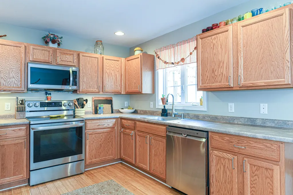 35 Old Mill Road South Berwick ME 03908