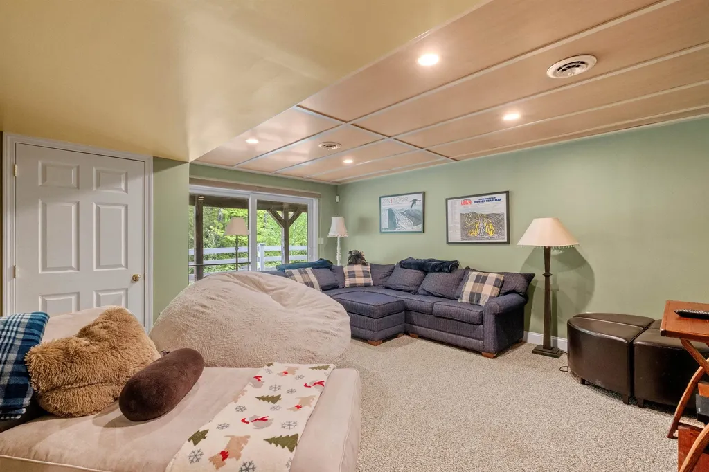 152 Woodland Loop Lincoln NH 03251