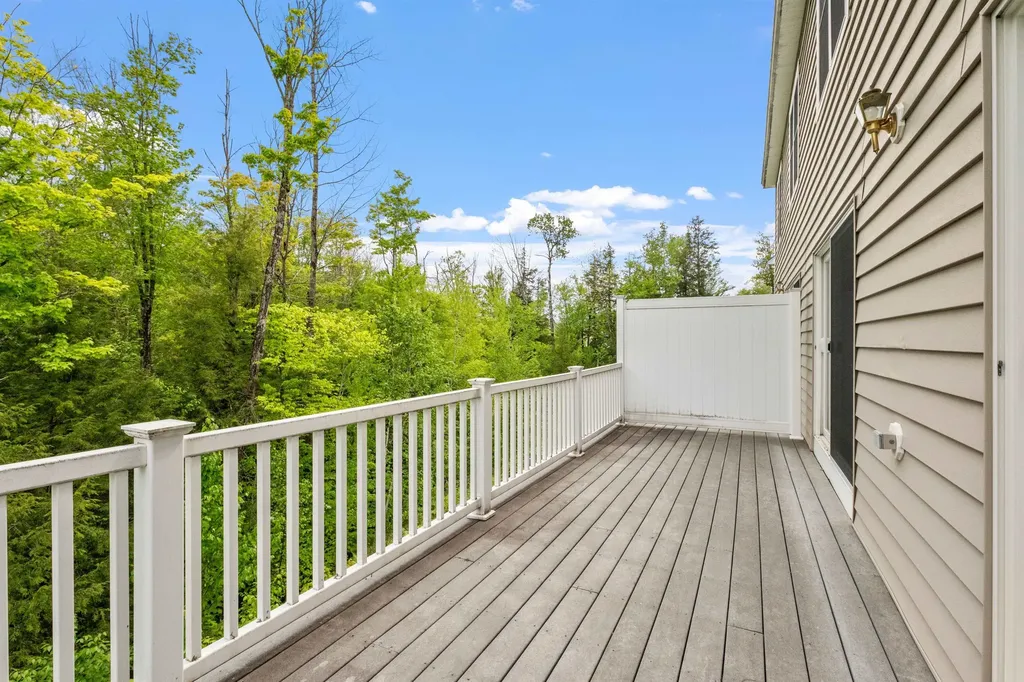 152 Woodland Loop Lincoln NH 03251