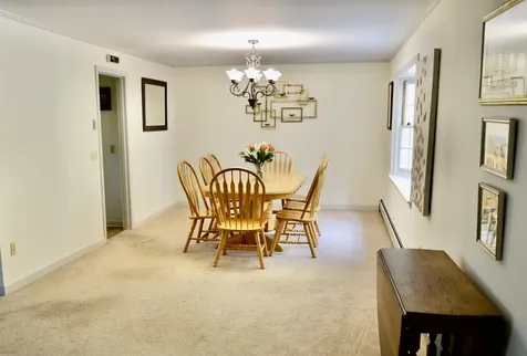 209 Squires Lane New London NH 03257