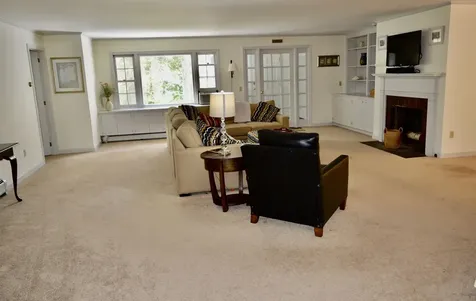 209 Squires Lane New London NH 03257