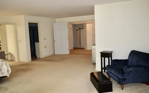 209 Squires Lane New London NH 03257