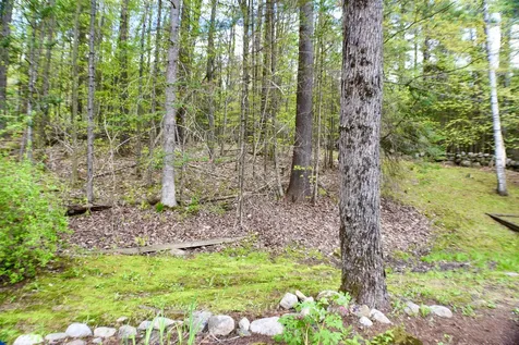 209 Squires Lane New London NH 03257