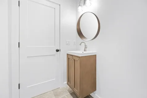 3746-3738 Main Street Manchester VT 05252