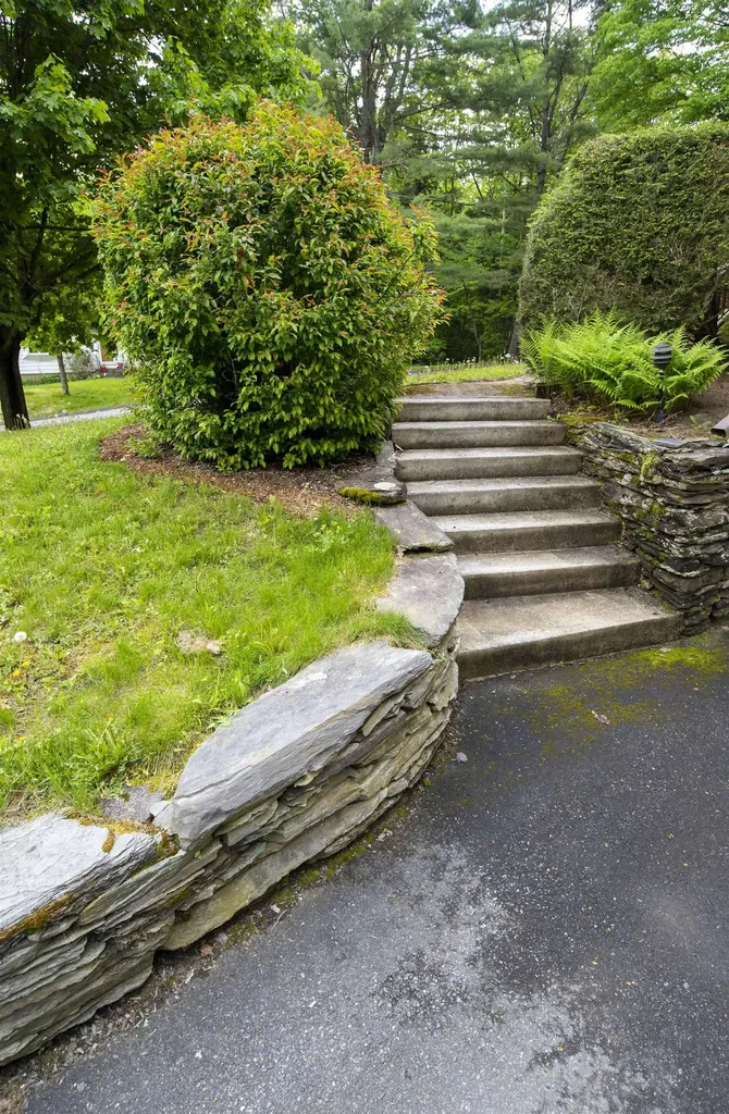 25 Hubbard Park Drive Montpelier VT 05602