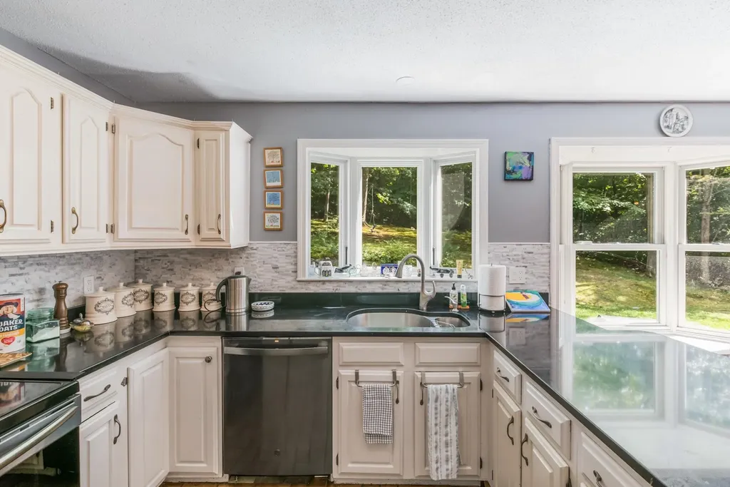 70 Lake Avenue Sunapee NH 03782