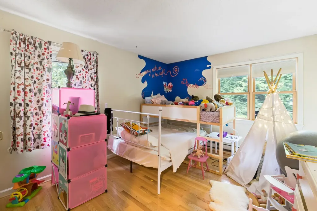 70 Lake Avenue Sunapee NH 03782