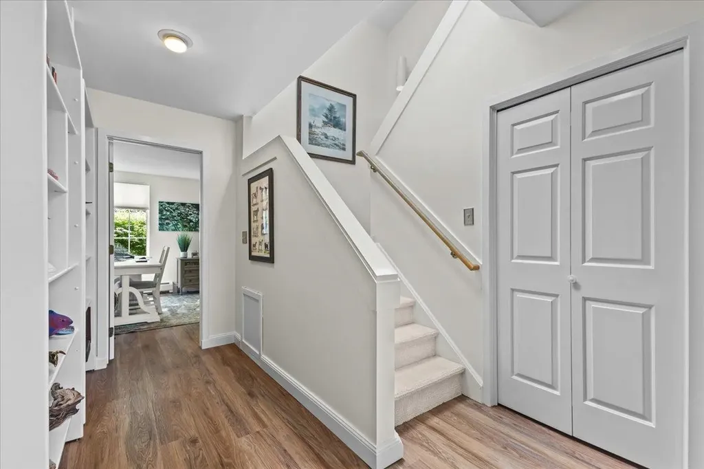 25 Lake Forest Drive Burlington VT 05401