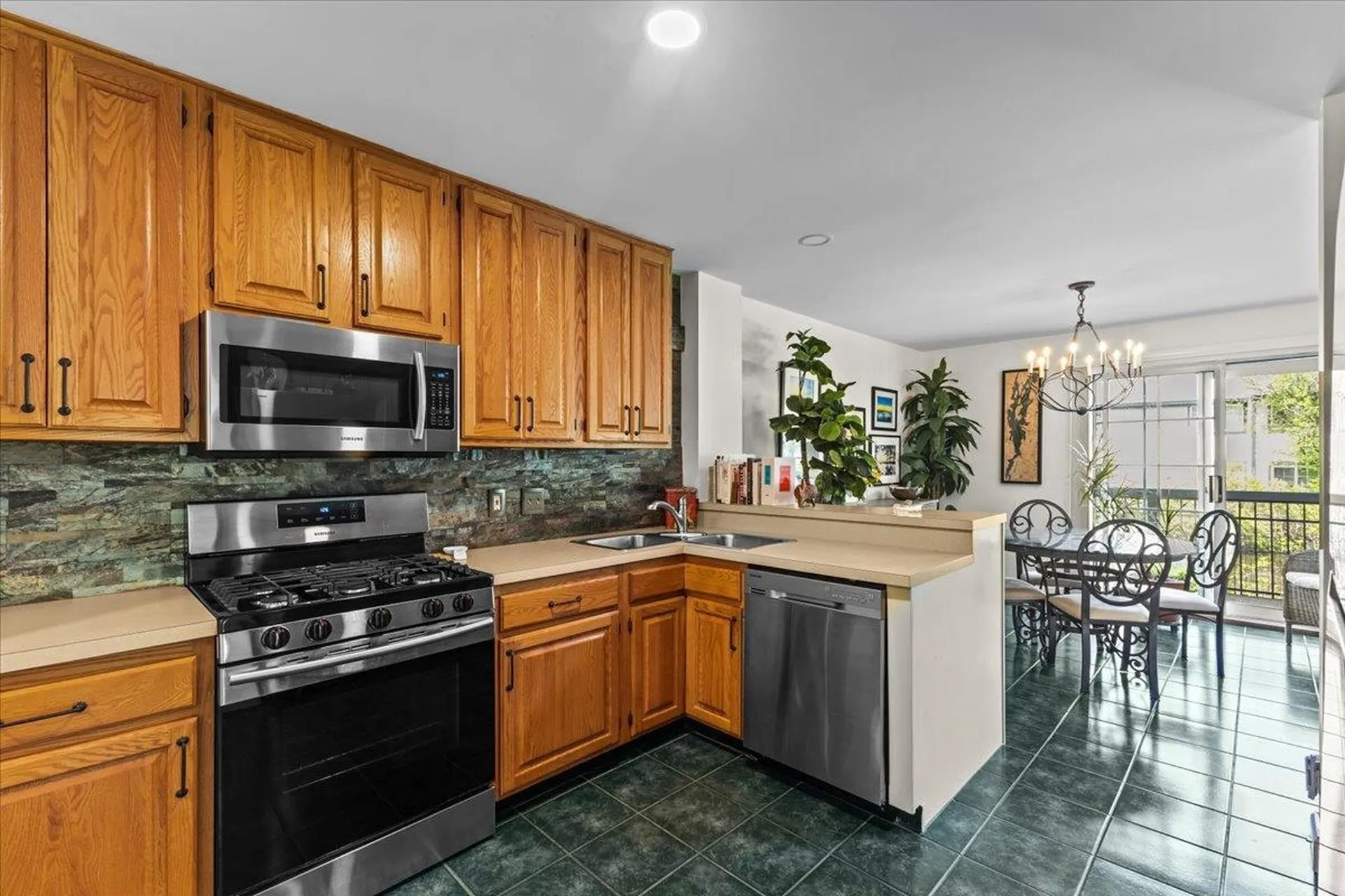 25 Lake Forest Drive Burlington VT 05401