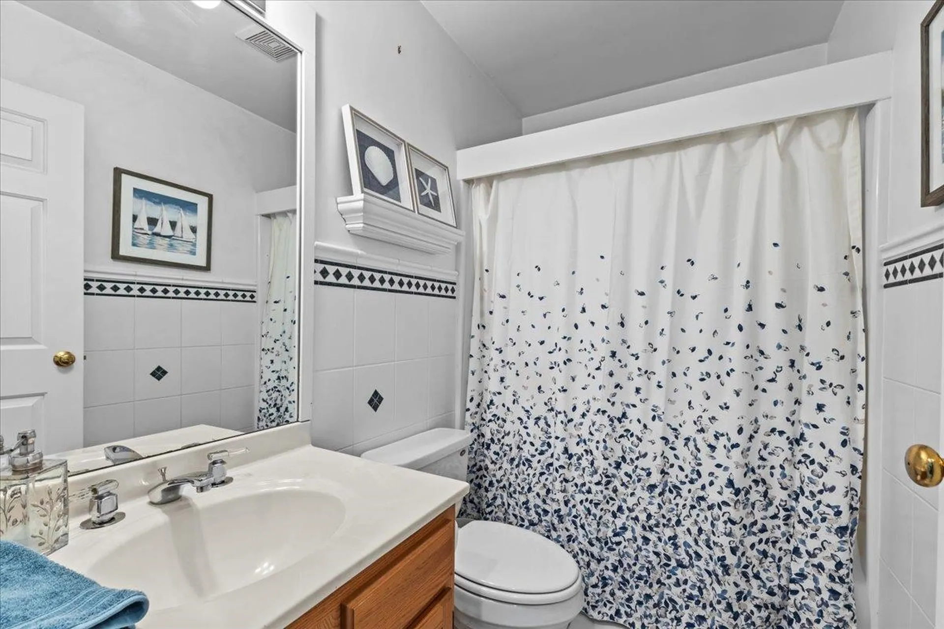 25 Lake Forest Drive Burlington VT 05401