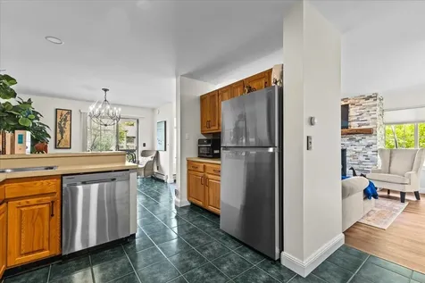 25 Lake Forest Drive Burlington VT 05401