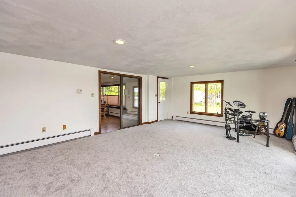 65 Lake Shore Road Salem NH 03079