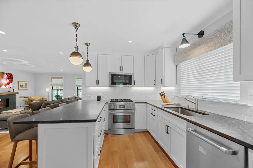 70 Palisades Street Stowe VT 05672