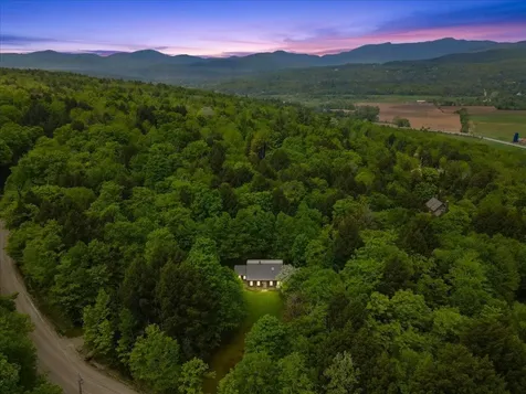 379 Glenbrook Road Stowe VT 05672