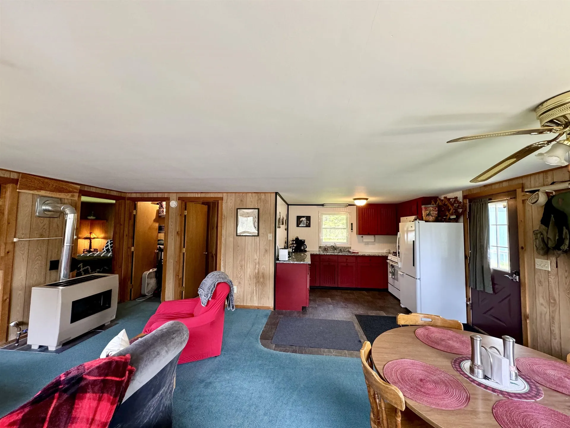637 Back Lake Road Pittsburg NH 03592