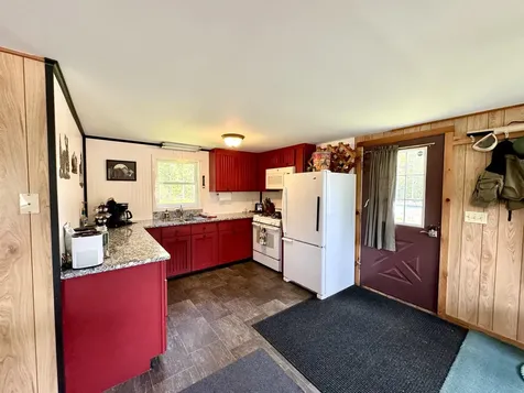 637 Back Lake Road Pittsburg NH 03592