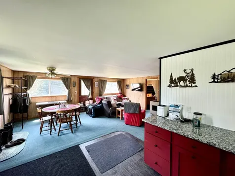 637 Back Lake Road Pittsburg NH 03592