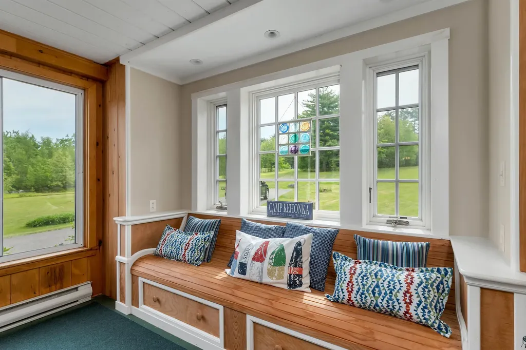 8 Kehonka Hill Road Wolfeboro NH 03894