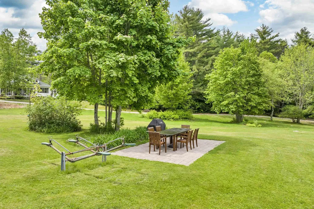 8 Kehonka Hill Road Wolfeboro NH 03894