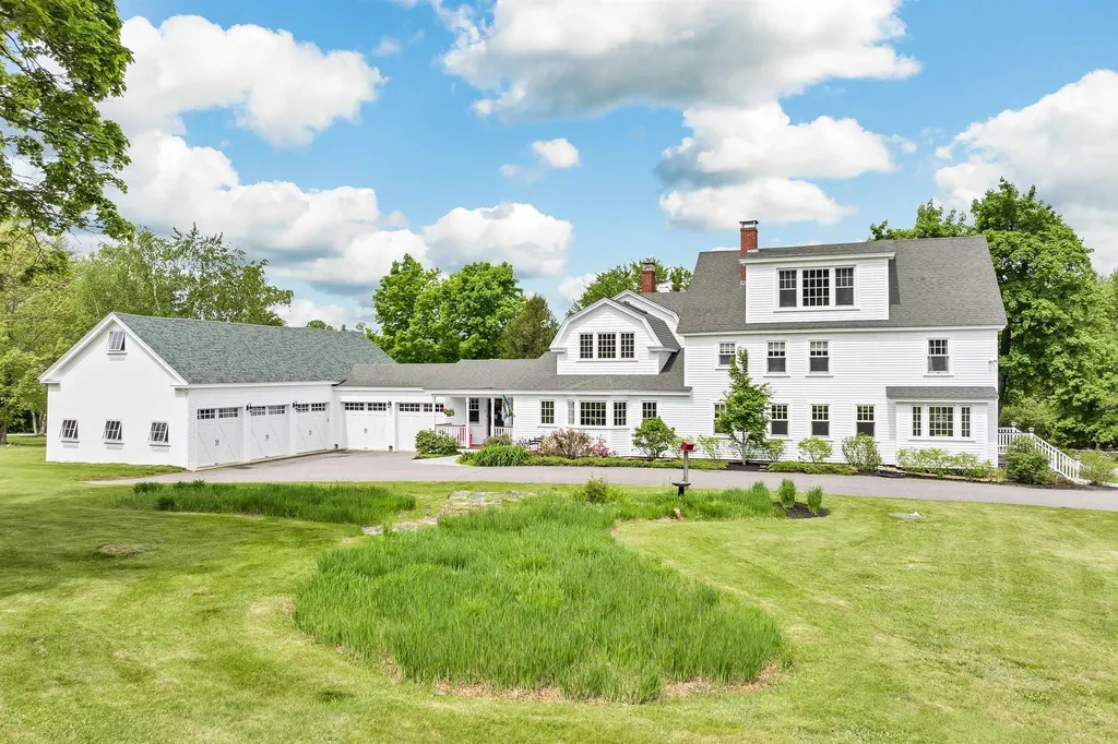 8 Kehonka Hill Road Wolfeboro NH 03894