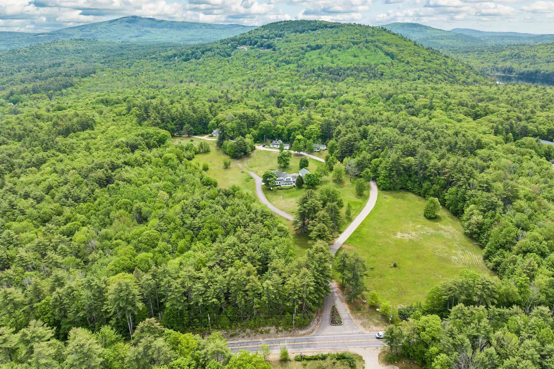 8 Kehonka Hill Road Wolfeboro NH 03894