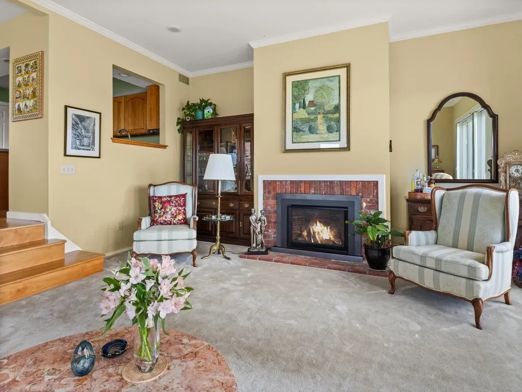 21 Harbor Watch Road Burlington VT 05401