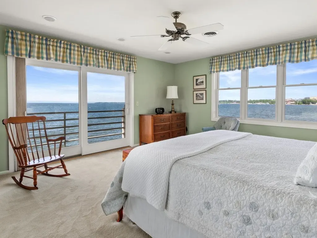 21 Harbor Watch Road Burlington VT 05401