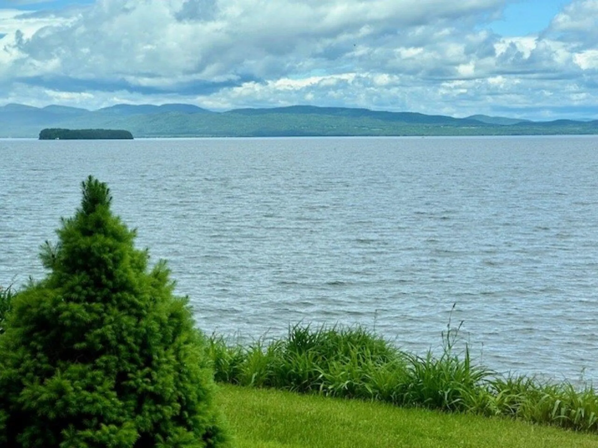 21 Harbor Watch Road Burlington VT 05401