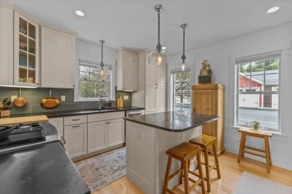 147 Landmark Lane Stowe VT 05672