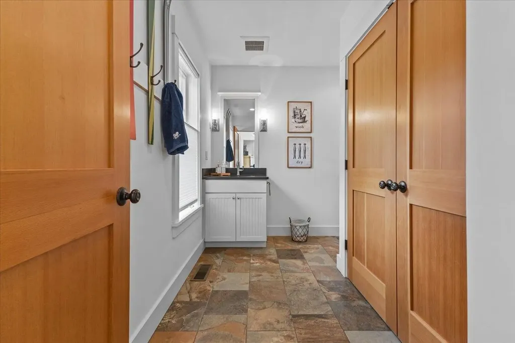 147 Landmark Lane Stowe VT 05672