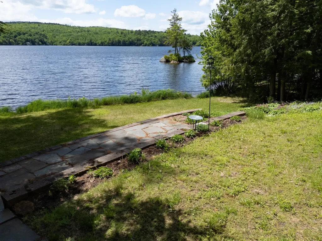 173 Mckinley Drive Washington NH 03280