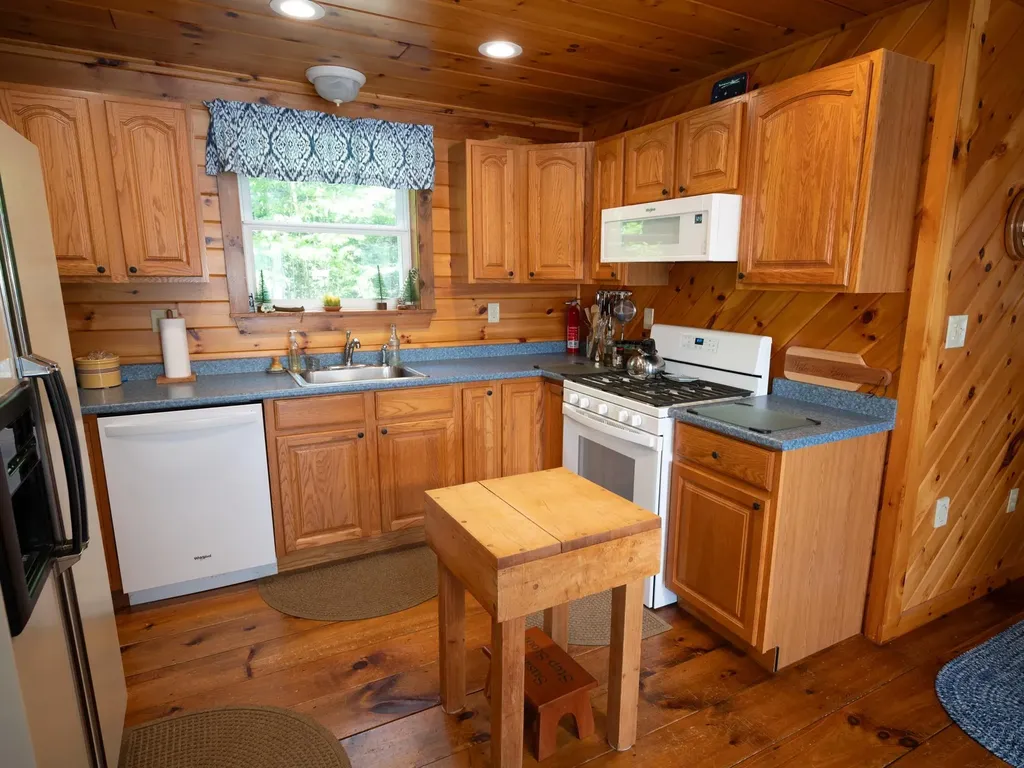 173 Mckinley Drive Washington NH 03280