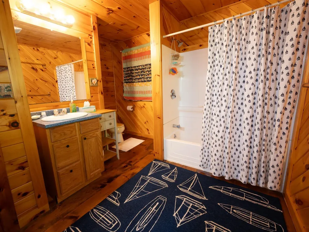 173 Mckinley Drive Washington NH 03280