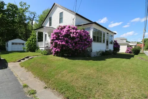 27 Oak Street Jaffrey NH 03452