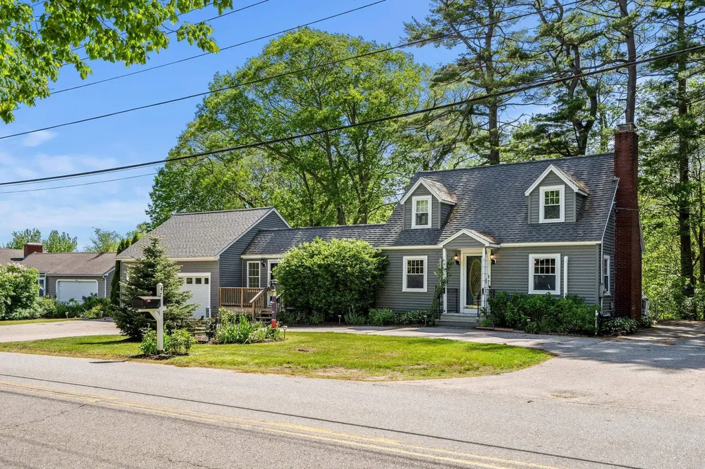 47 Causeway Street Seabrook, NH