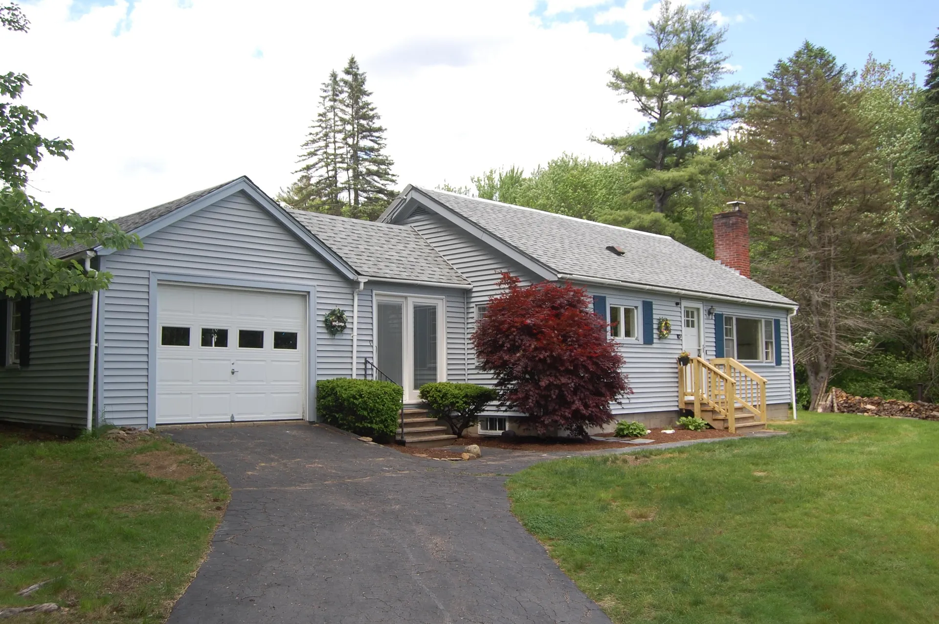 17 Autumn Drive Tilton NH 03276