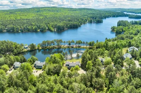 207 Michawanic Road Wakefield NH 03872