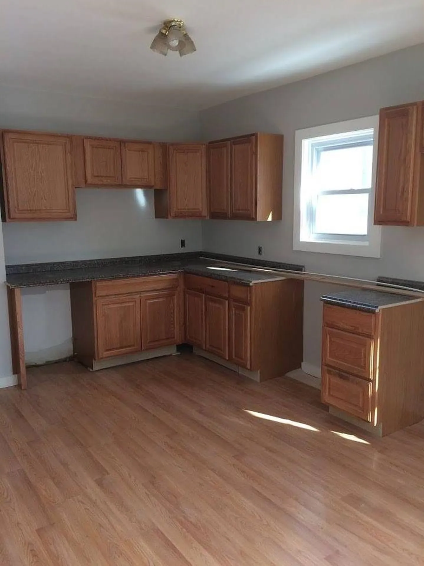 10 Ash Street Walpole NH 03609