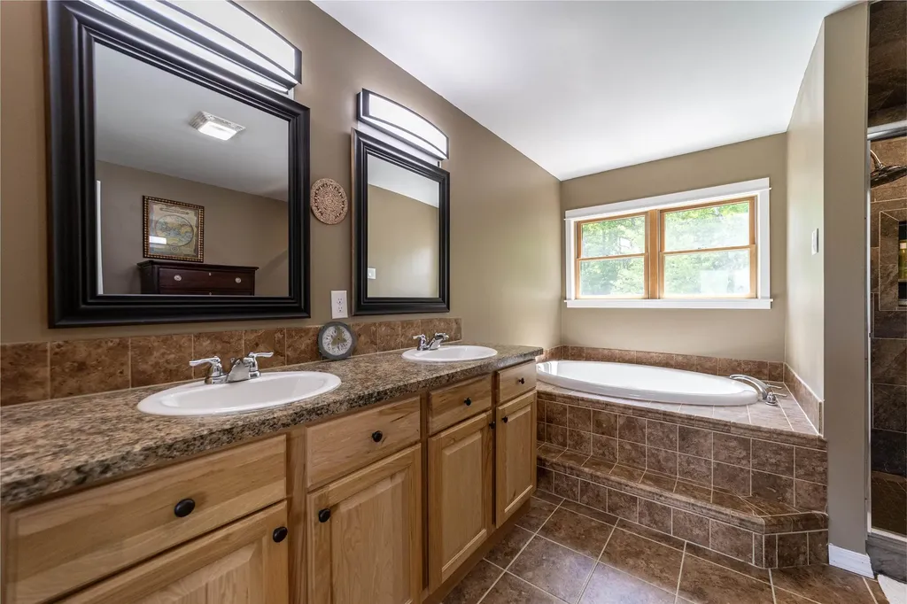 236 Cheever Road Wentworth NH 03282
