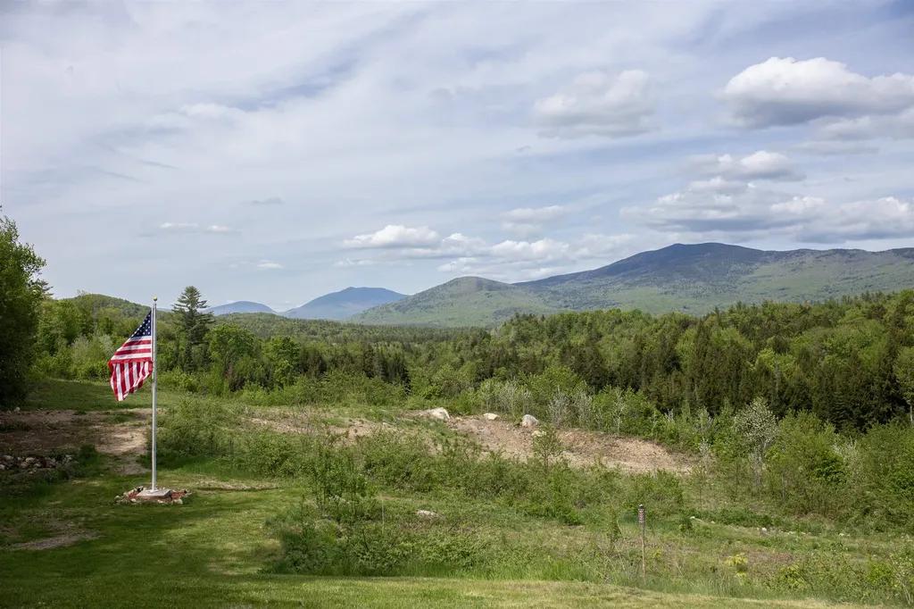 236 Cheever Road Wentworth NH 03282