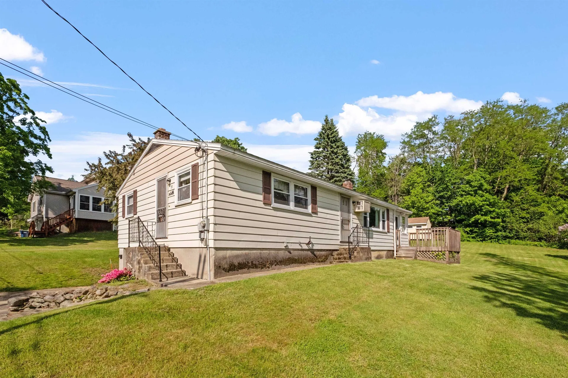 53 Chestnut Street Tilton NH 03276