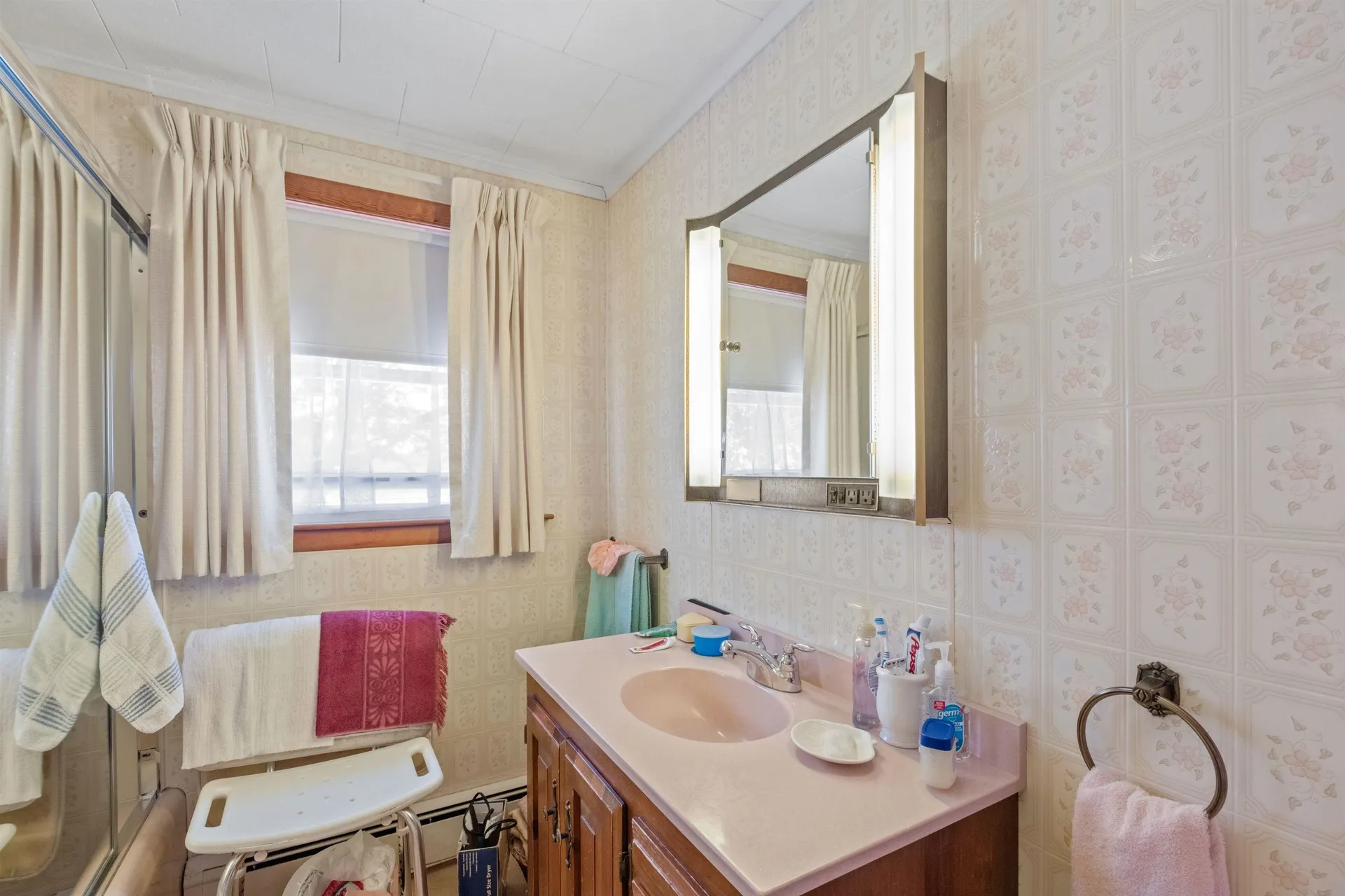 53 Chestnut Street Tilton NH 03276
