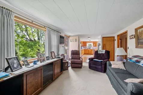 53 Chestnut Street Tilton NH 03276