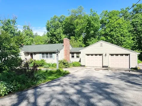 14 Bow Lane Pembroke NH 03275