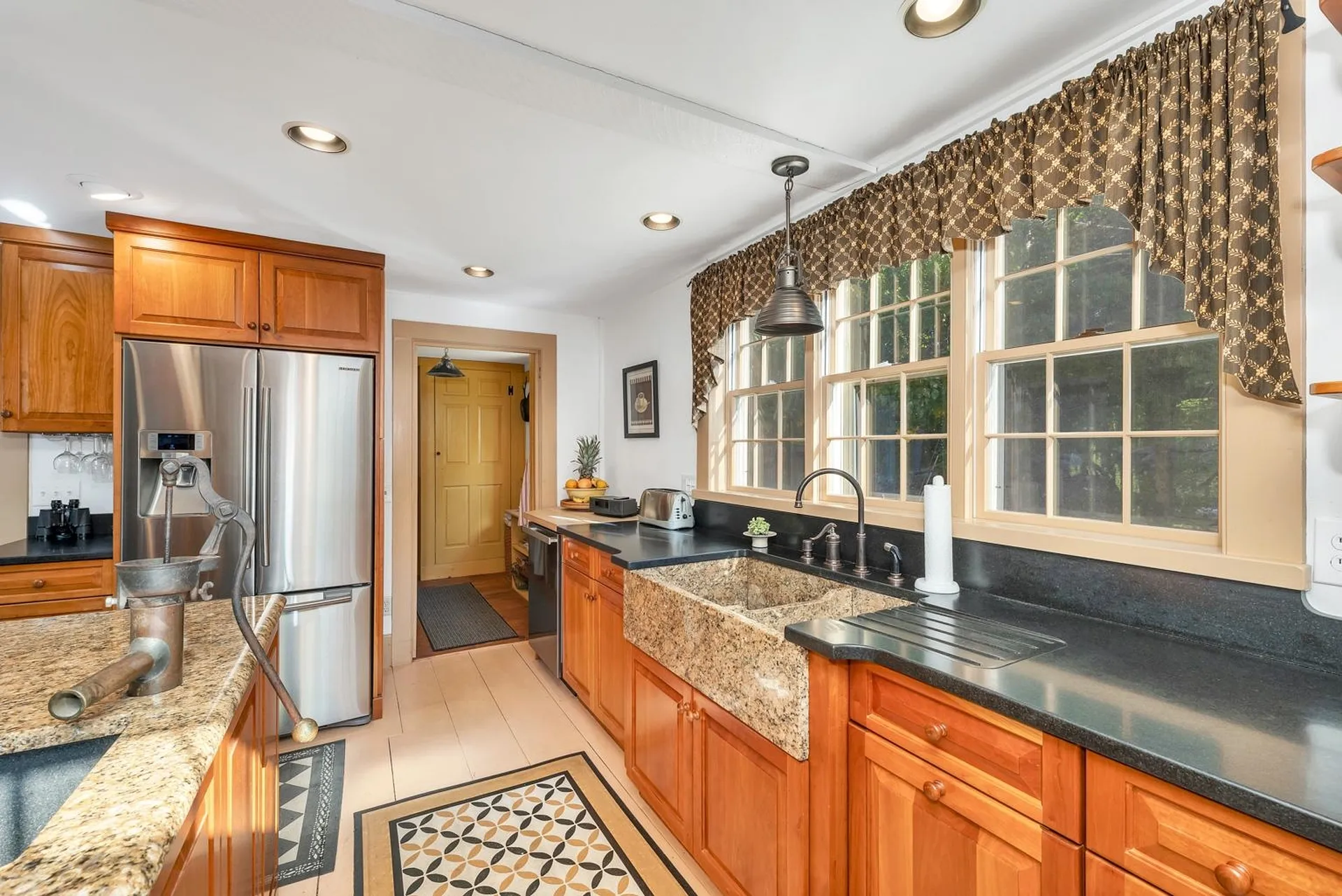 752 Murray Hill Road Hill NH 03243