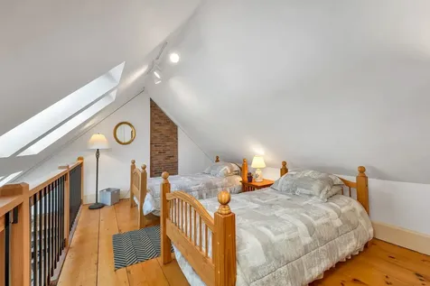 752 Murray Hill Road Hill NH 03243